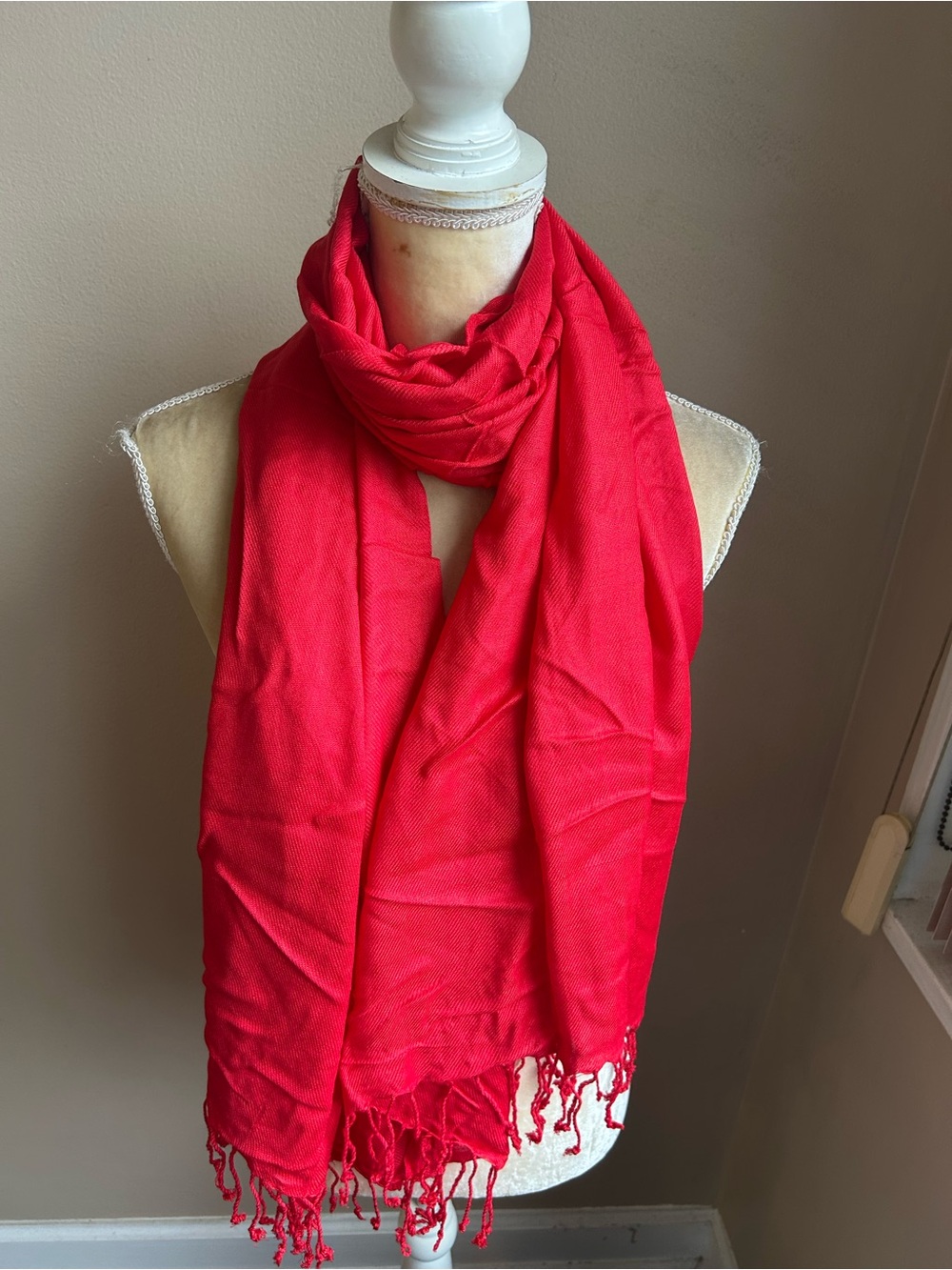 New Women’s Scarf Red 5001 Viscose Fringes